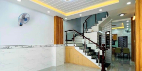 Nhà mặt tiền kinh doanh 4 tầng, 373 Lý Thường Kiệt. 4.95 tỷ