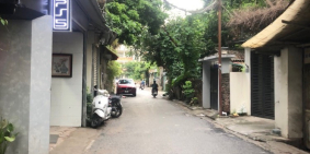 Bán nhà ở ngõ 298 Ngọc Lâm. Gần dự án cầu vượt Hồng Tiến - Nguyễn Văn Cừ