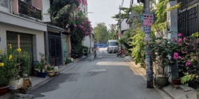 Chính chủ bán gấp nhà với chiết khấu tốt - shr q12