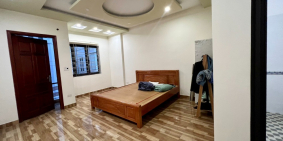 Cho thuê nguyên nhà 4 tầng mặt ngõ 254 Văn Cao, oto ra vào thoải mái