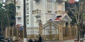 Bán biệt thự cao cấp số 2 mặt trung kính , khu đô thị trung yên , hà nội.