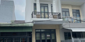 Cần bán gấp nhà mới 3tầng kdc xây dựng cần thơ