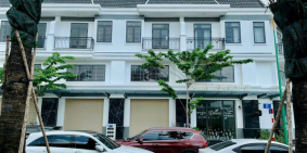 Nhà phố 1 trệt 1 lầu 1 lững đẹp mê ly ngay trung tâm thành phố mới bình dương