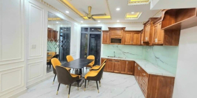 Nhà xây mới - đầy đủ giấy tờ - bao sang tên - 4 phòng rộng rãi tại q12