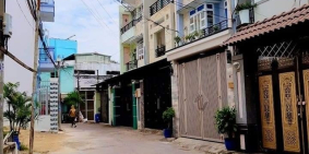 Bán nhà đường Lê Trọng Tấn 1 trệt 2 lầu + sân thượng. Sổ đã hoàn công.