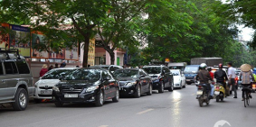 Bán nhà mặt phố hiếm Nguyễn Thị Định, gara ô tô, KD, cho thuê. 99m², 72 tỷ.