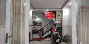 Nhà đẹp 4 tầng, đường xe hơi tránh Nguyễn Hữu Tiến, 5.6 tỷ