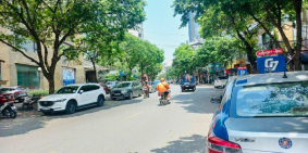 MẶT PHỐ VIP NHẤT NHÌ CẦU GIẤY ,TOÀ NHÀ 7 TẦNG 110M2 KINH DOANH TẤP NẬP NGÀY ĐÊM