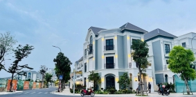 Nhà MẶT TIỀN Q9 đối diện Đất Y Tế, cạnh TOÀ NHÀ VP 45 TẦNG sắp xây vàVành Đai 3