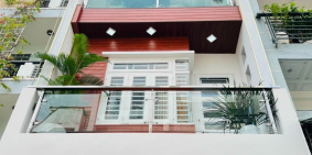 CHỦ KÝ GỬI BÁN NHANH NHÀ ĐƯỜNG HOÀNG DIỆU, P13, QUẬN 4, TẶNG NỘI THẤT