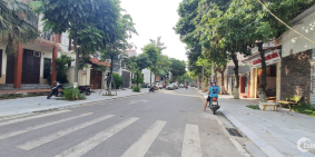 Cho thuê mặt bằng lô góc Nguyễn Du, Khai Quang. DT 230m2