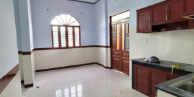 Bán Nhà 1 trệt 1 lầu Góc 2MT, Chỉ 2,5 tỷ Thương Lượng, đường 6m