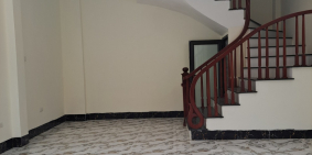 NHÀ MẶT NGÕ TẠI BÁT KHỐI THUỘC QUẬN LONG BIÊN. VỪA RẺ, VỪA ĐẸP CHỈ CÓ GIÁ 4,75