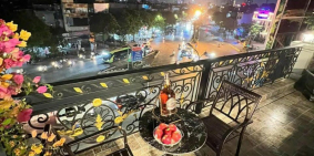 Bán khách sạn Phố cổ,  7T, hầm, thang máy, 30 phòng full, 150m², ngang 8m, 130 t