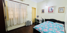 Nhà phân lô, đường ô tô, vỉa hè phố Phương Mai, Đống Đa. 0822116016.