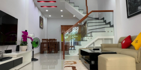 Nhà 3 tầng ô tô 7 chỗ đỗ cửa. Cạnh KIA Trường Chinh, 6.2 tỷ