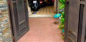 Bán nhà đang ở, 2 mặt tiền hẻm 3m, đường Hòa Hưng quận 10