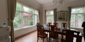 Cho thuê căn biệt thự khu Đông Nam Cường, TP HD, 300m2, 4 tầng, 7 phòng ngủ