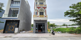 Bán nhà 1 trệt 2 lầu cách đường Đông Minh 100m p.Đông Hòa Tp.Dĩ An