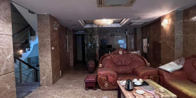 Bán khách sạn 4 sao Cổ Linh, 110m², 8 tầng 26 phòng, nhỉnh 32 tỷ(thương lương).