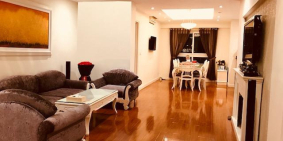 Bán căn hộ 2PN 98m2 chung cư Kinh Đô 93 Lò Đúc cách hồ Hoàn Kiếm 2km