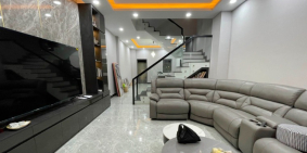 bán nhà 2 lầu mới xây ngay ngã tư Miếu Ông Cù sổ sẵn giá 2.3 tỷ