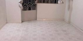 Nhà 3 tầng, cách 2 căn ra mặt tiền Nguyễn Hồng Đào, 4.95 tỷ