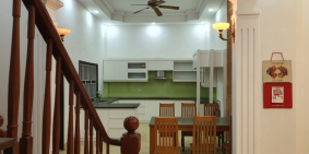 Bán nhà 4 tầng phố Tô Vĩnh Diện, phân lô bàn cờ, hai thoáng, ô tô vào nhà.