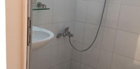 Hoàng Sâm: Bán nhà 32mx 5 tầng, Ở ngay, tặng nội thất-Giá: 3,4 tỷ