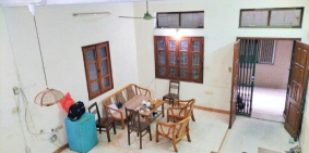 Hoàng Cầu, ô tô qua nhà, lô góc, ngõ thông, sát vườn hoa, ở & kinh doanh đều