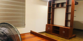 Cho thuê căn biệt thự 3 tầng Ecopark, TP HD, hơn 200m2, 4 ngủ, sân vườn, giá cực