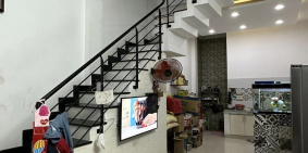 Bán nhà Ni Sư Huỳnh Liên, P10, Tân Bình DT: 40m2 x 4 tầng ( 4 x 10) Giá giảm