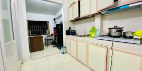 Bán căn tập thể phố Đại La, 58m2 , 2N1VS, gần ĐH KTQD , giá 1 tỷ800