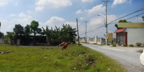 Bán lô đất Bà Điểm Hóc Môn, MT đường DT 2.722m2, giá 23 tỷ tl.