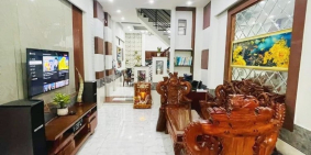 Nhà bán Phường 3, Quận 10, 15m ra mặt tiền, 3T, 4x17, nở hậu, 10PN. Chỉ 7.5 tỷ