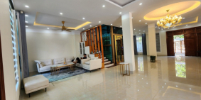 Chính Chủ Bán Gấp Biệt Thự Mặt Hồ Khu Đô Thị Thành Phố Giao Lưu