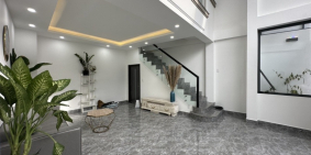 Quận 7 Lexus ngủ trong nhà – 5 tầng 5x12m – Chỉ nhỉnh 8 TỶ