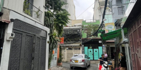 Nhà hẻm 8m, đường Lê Trọng Tấn, Tân Phú, 3.2 x 8.5 m, 2 tầng, 3.59 tỷ