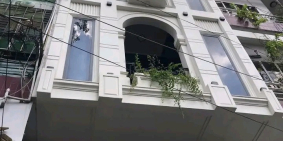 Bán nhà vị trí kinh doanh ngay chợ Tân Đinh, Phường ĐAKAO, Q1.