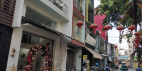 Nhà 4 tầng đường ô tô tránh, cạnh hồ bơi Tây Thạnh, 5.9 tỷ