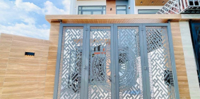 Nhà Lầu đẹp 2tỷ580 hẻm giải phóng.P Tân Thành.Trung tâm đăk lăk.