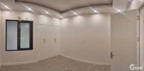 Nhà 5 tầng khu TĐC Đồng Giáp - thang máy, diện tích 60m2, đối diện vườn hoa