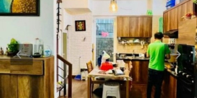 NHỈNH 6 TỶ - P6 BÌNH THẠNH - XE HƠI ĐỖ CỬA - NGANG 5M - 3 LẦU