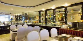 Bán khách sạn 12T-50p MT Biệt Thự,Nha Trang