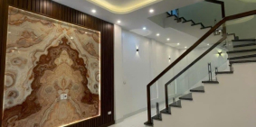 Bán nhà 3 tầng 3 phòng ngủ ngõ phố Đào Đạo, TP HD, 47.7m2, hướng tây bắc, nhà đẹ