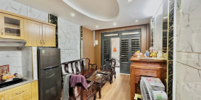 Bán nhà mới 3 tầng DT 26m2 chỉ 6 căn ra mặt tiền Nguyễn Thái Bình P 4 Tân Bình