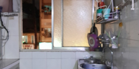 Bán căn hộ chính chủ thuộc khu tập thể tặng kèm 1 phòng nhỏ (4x3 m) liền kề