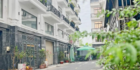 Nhà 5 tầng mới 100%, ngay chợ Thạnh Xuân, giá siêu ưu đãi