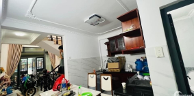 QUẬN 3 Hẻm 5M XE HƠI vào nhà 50m2, 6PN – 40TRIỆU/THG – 7.x TỶ