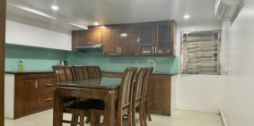 Bán căn nhà 5 tầng có thang máy mặt đường Lạc Long Quân, TP HD, 81m2, mt 4.5m, 8